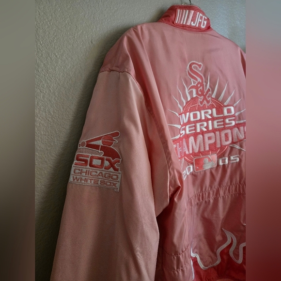 Joe Fresh Goods Chicago White Sox 2005 World Series Champions Pink Flames Coat - Picture 3 of 11